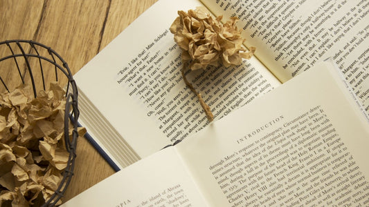 How to Help People with Dementia Enjoy Reading: A Step-by-Step Guide